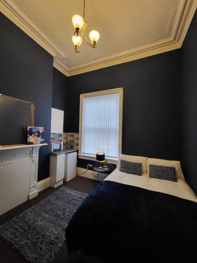 Large Digbeth Double Room Shared Bathroom Birmingam Exterior foto
