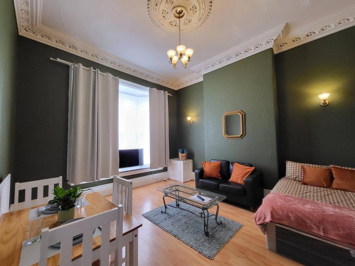 Large Digbeth Double Room Shared Bathroom Birmingam Exterior foto