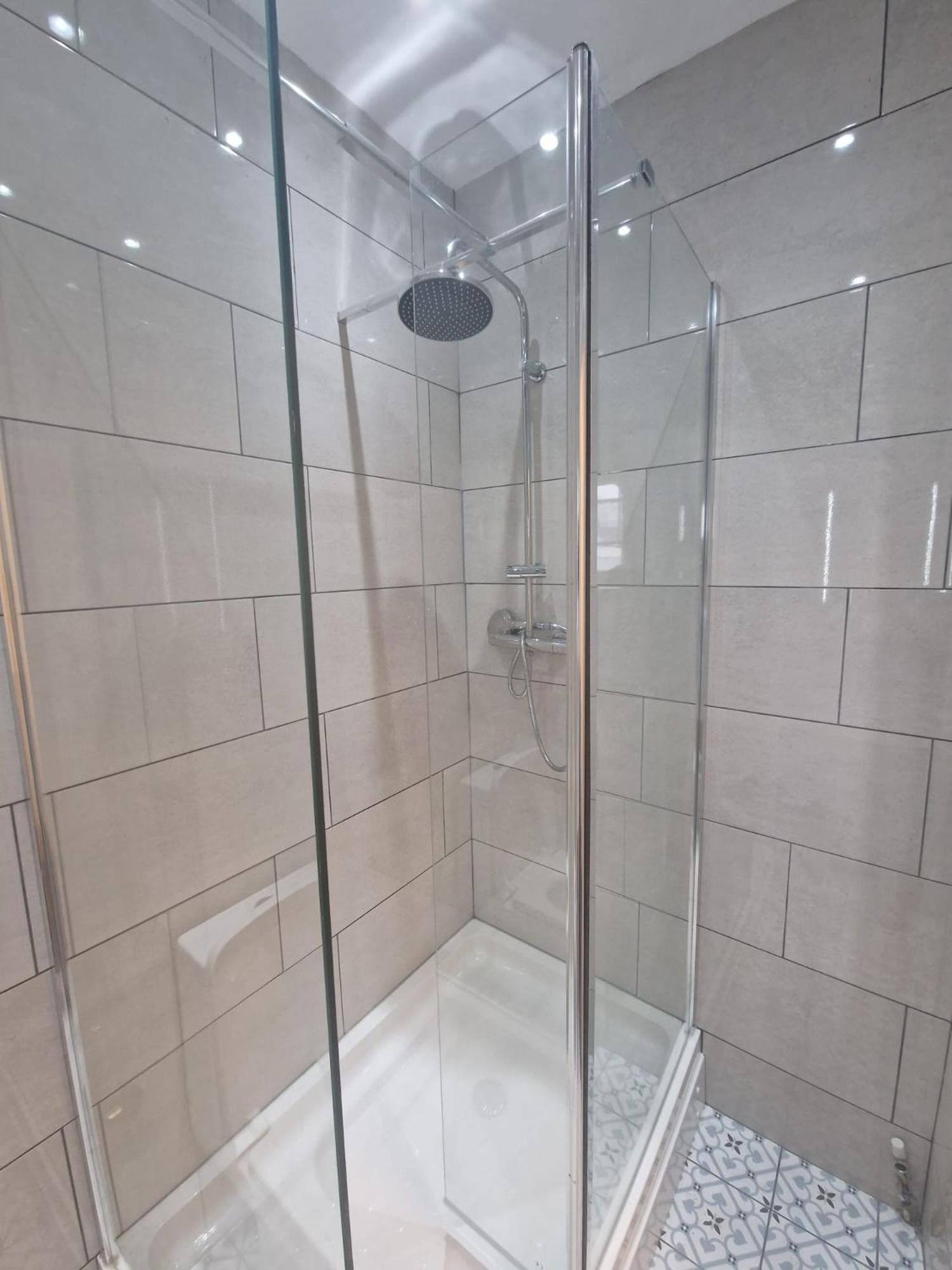 Large Digbeth Double Room Shared Bathroom Birmingam Exterior foto